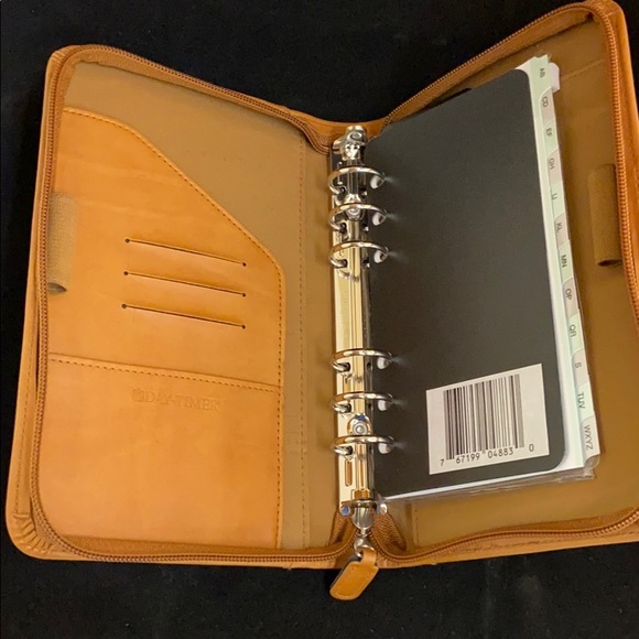 Daytimer Planner Cover - Picture 2 of 15